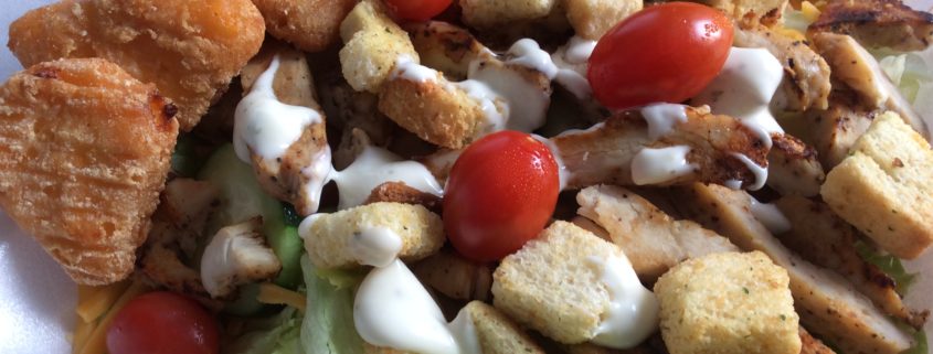 picture of salad and mac n cheese bites